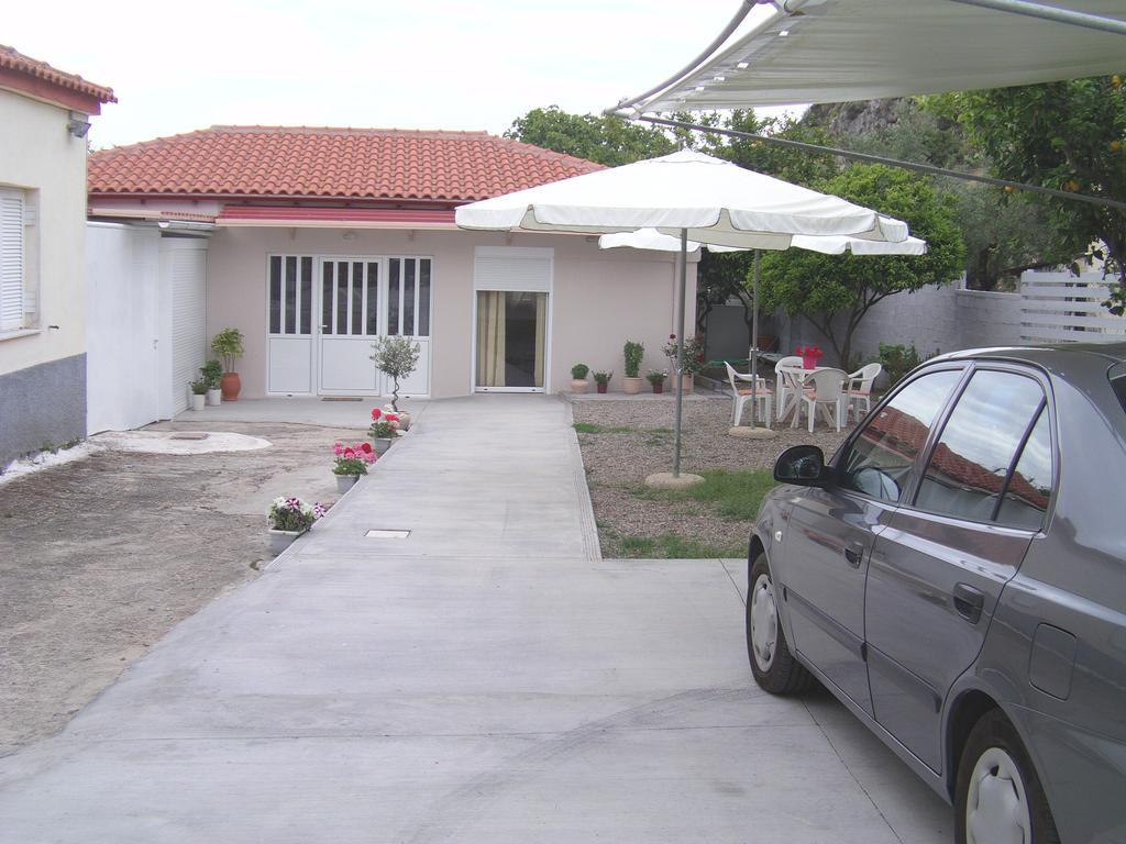 Helen'S Cottage Петрокорион Экстерьер фото